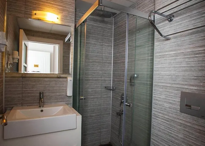 Hotel Goldkaya 3*