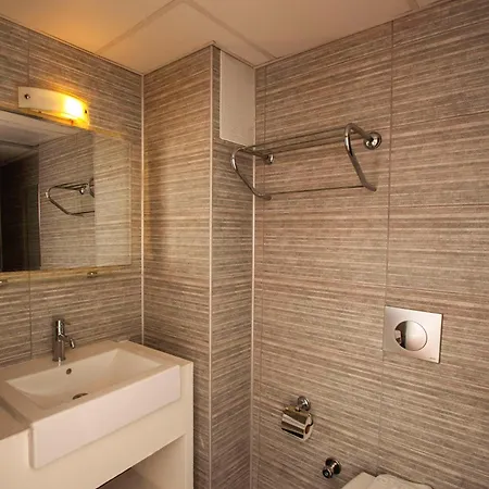 Goldkaya מלון 3*