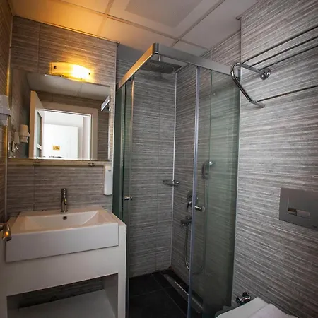 فندق Goldkaya 3*