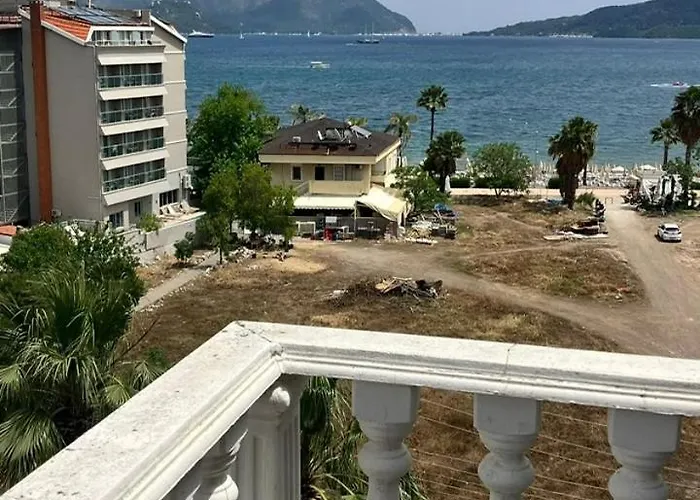 Ξενοδοχείο Goldkaya 3*